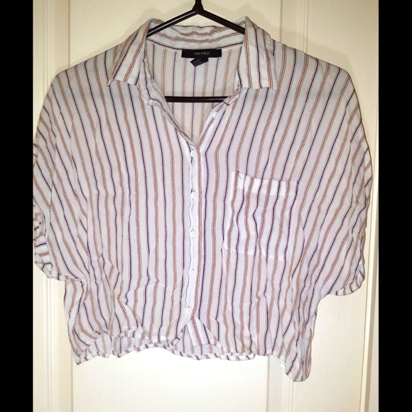 Forever 21 Tops - ✴️3 for $15: Forever 21 Button-Up Crop Top